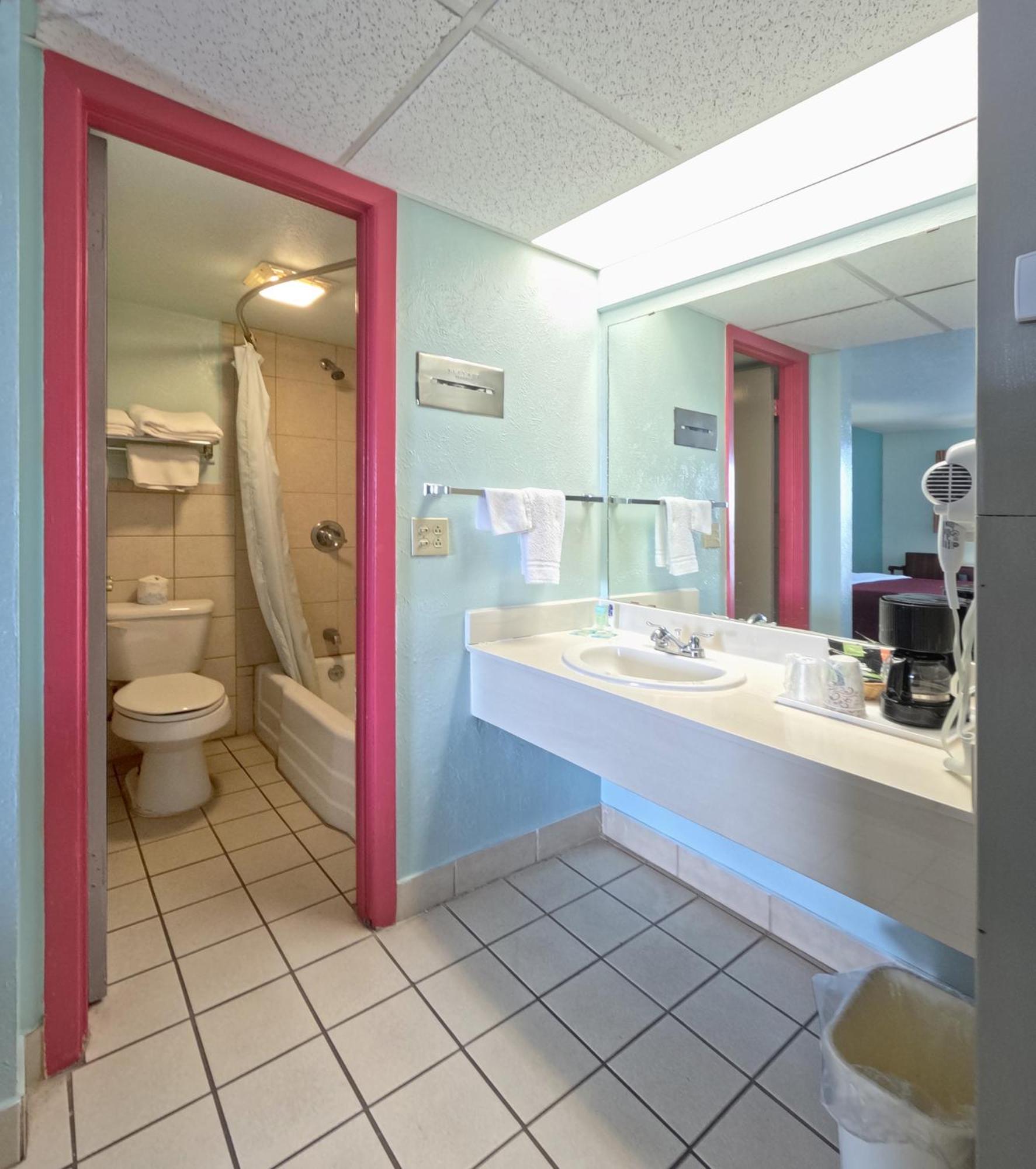 Route 66 Inn & Suites By Oyo Vega Tx Exteriör bild
